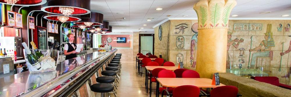 Cleopatra Spa Hotel Лорет де Мар Екстериор снимка