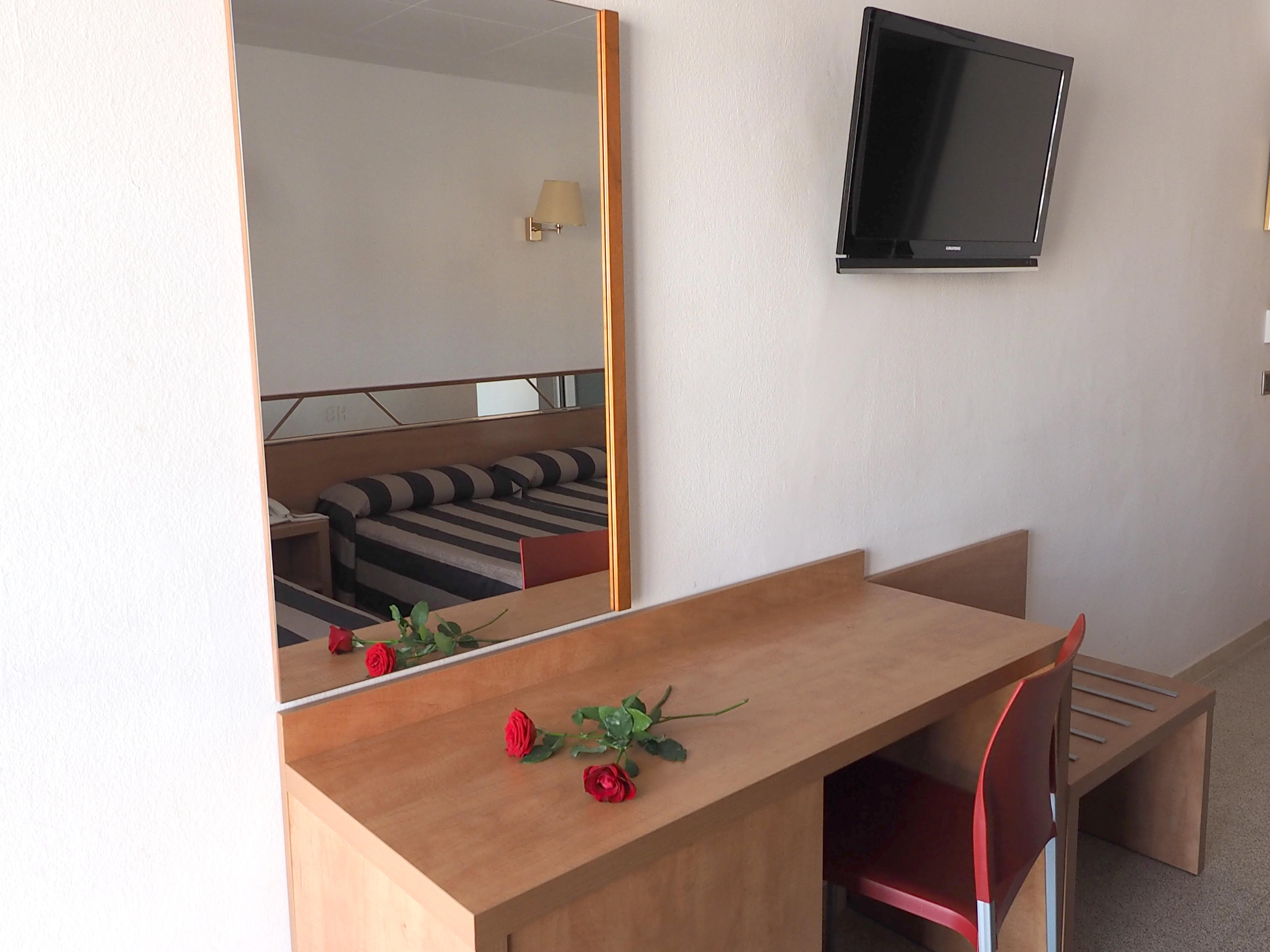 Cleopatra Spa Hotel Лорет де Мар Екстериор снимка